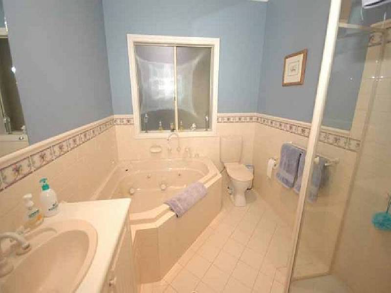 8 Duncan Crescent, Mount Barker SA 5251