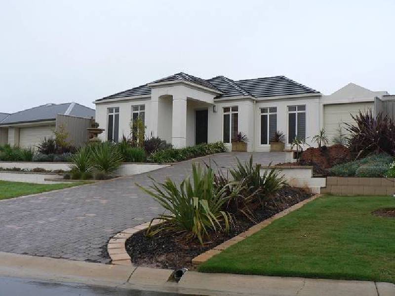 17 Melville Street, Mount Barker SA 5251