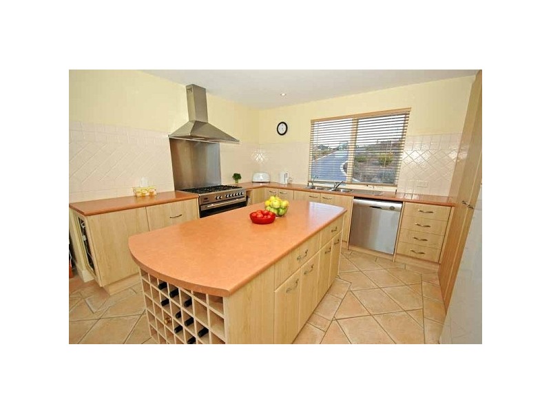 7 Schaefer Court, Mount Barker SA 5251