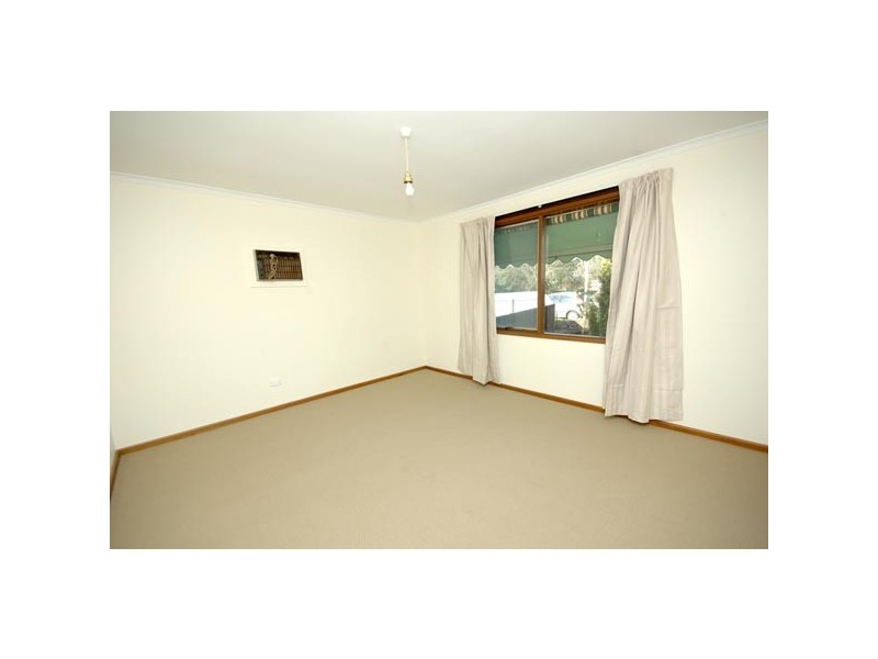 13 Murray Avenue, Mount Barker SA 5251