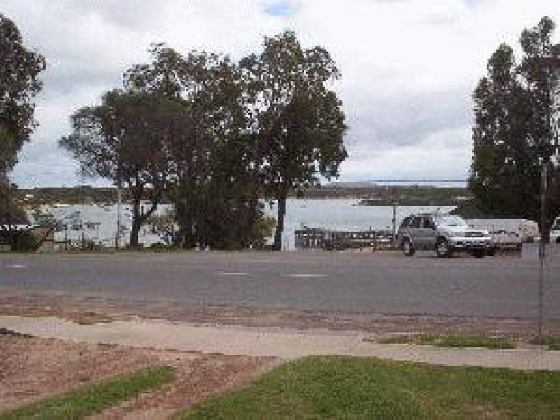 127a&b Esplanade, Coffin Bay SA 5607