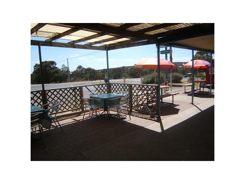 113 Esplanade, Coffin Bay SA 5607