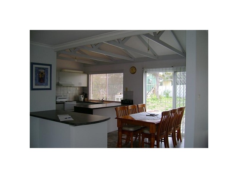 6 Nancy Road, Coffin Bay SA 5607