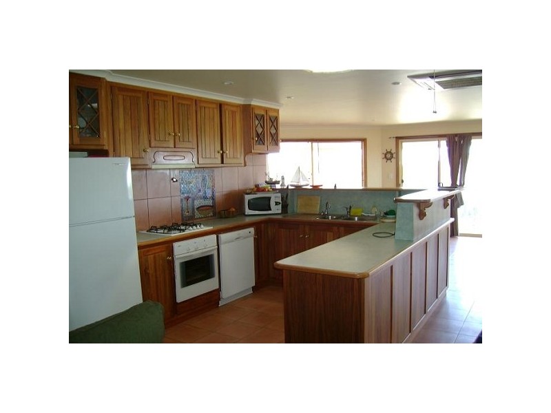 23 Douglas Street, Coffin Bay SA 5607