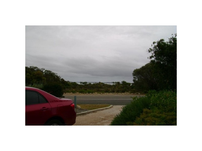 379 Esplanade, Coffin Bay SA 5607