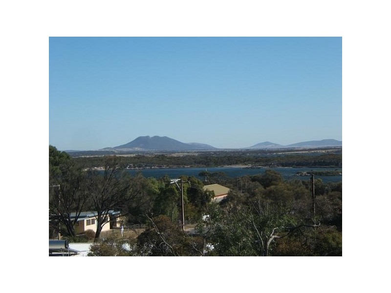 36 Shepperd Ave, Coffin Bay SA 5607