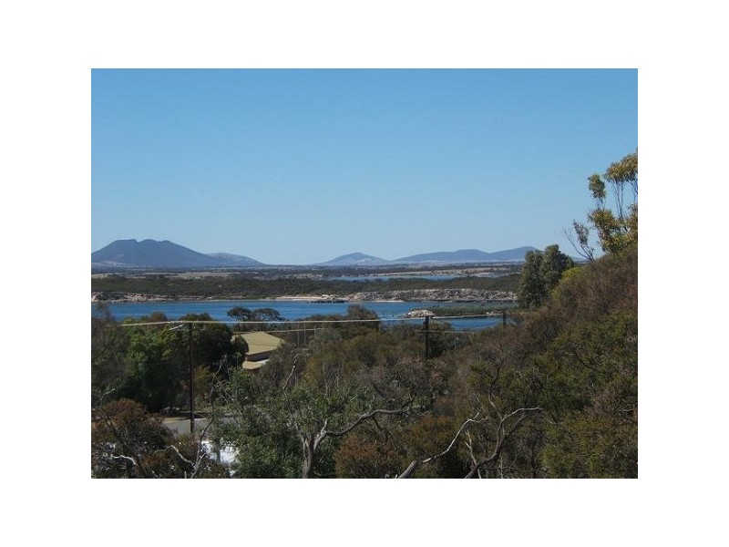 36 Shepperd Ave, Coffin Bay SA 5607