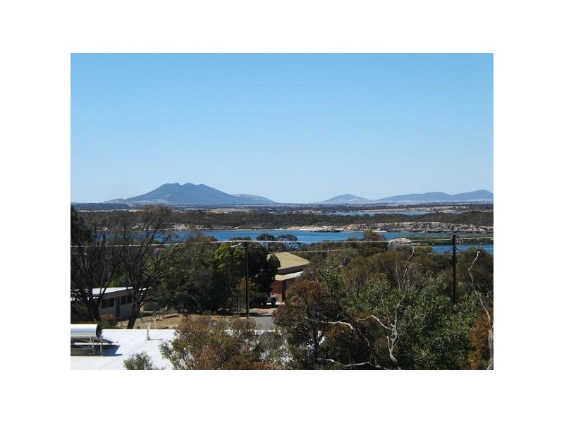 36 Shepperd Ave, Coffin Bay SA 5607