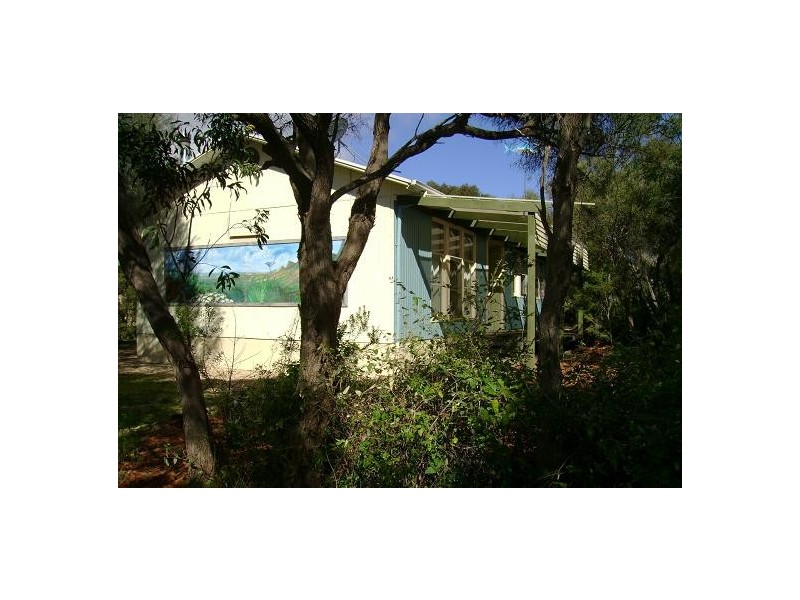 16 Shepperd Avenue, Coffin Bay SA 5607