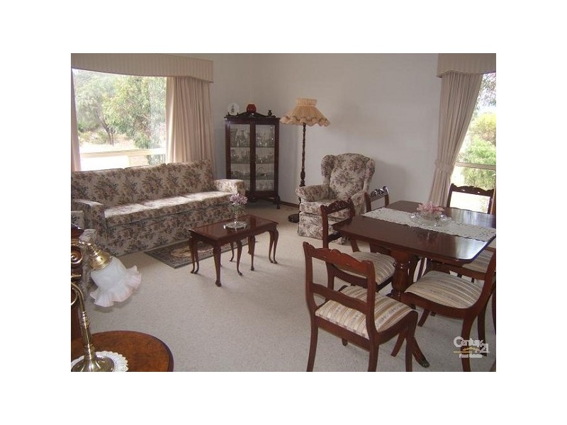 11 Pine Crescent, Coffin Bay SA 5607