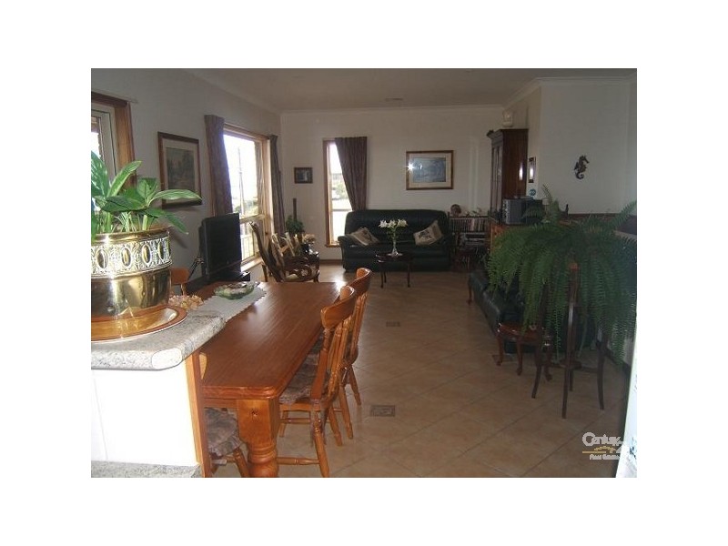 11 Pine Crescent, Coffin Bay SA 5607