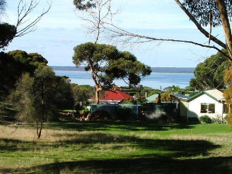 47 Falie Court, American River SA 5221