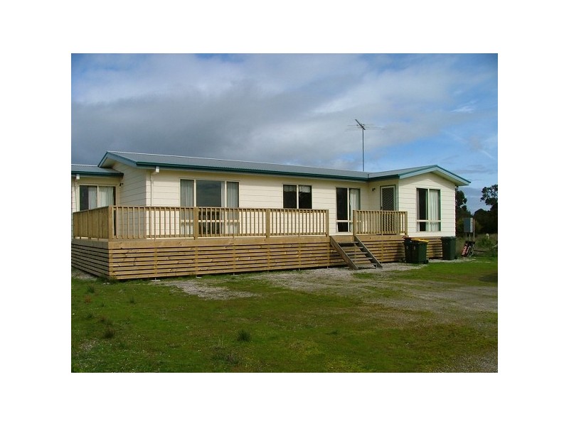 65 Nepean Esplanade, Nepean Bay SA 5223