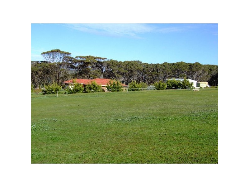 Section 226 Off Gap Road, Emu Bay SA 5223