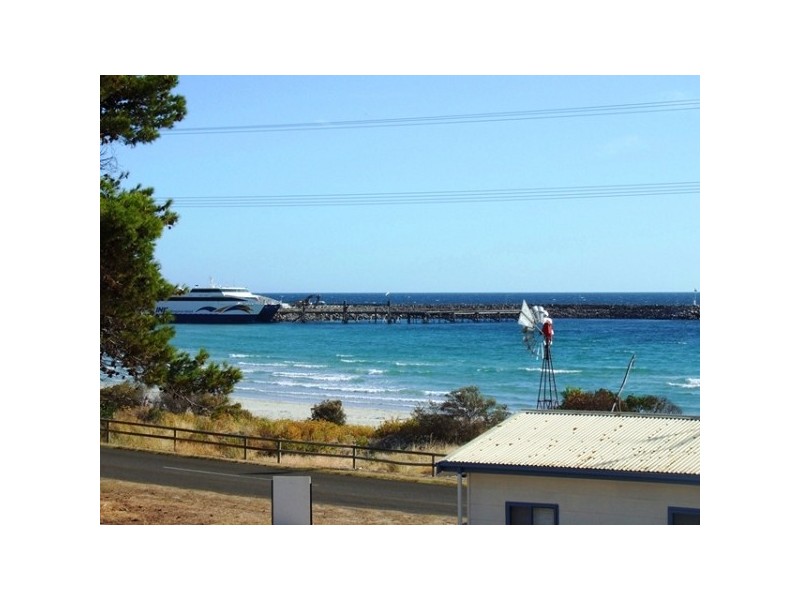 122 Frenchmans Tce, Penneshaw SA 5222