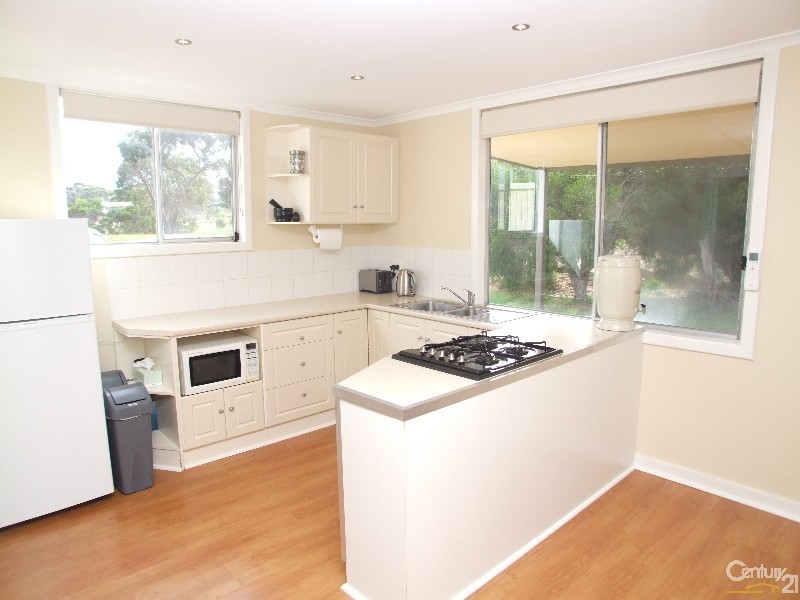 7 Vivonne Ave, Kingscote SA 5223