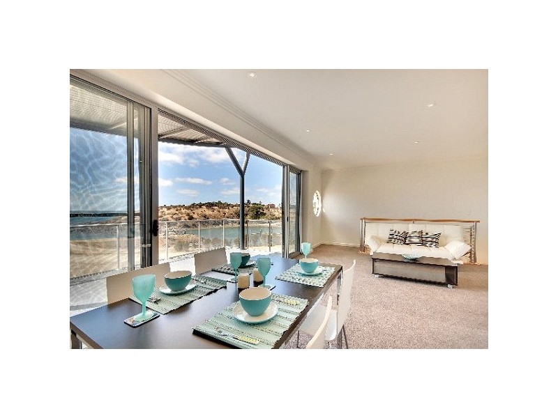 2/22 Howard Drive, Penneshaw SA 5222