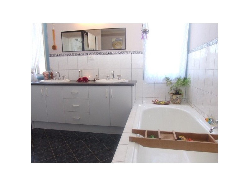 Lot 101 Curlew Court off Acacia Drive, Kingscote SA 5223