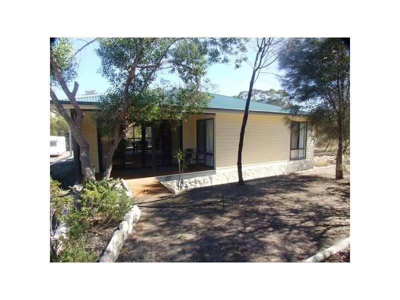 9 Collins Crescent, Baudin Beach SA 5222