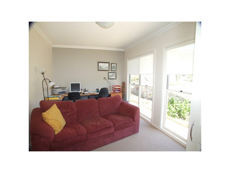 8 Longview Drive, American River SA 5221