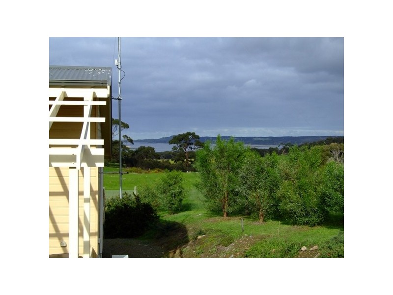 100 Longview Road, American River SA 5221