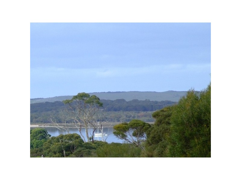 100 Longview Road, American River SA 5221