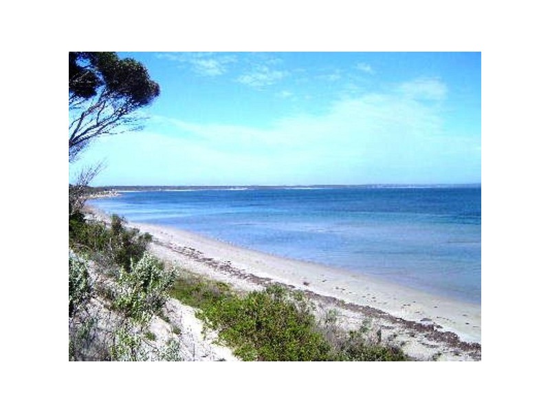 29-173 Various, Baudin Beach SA 5222