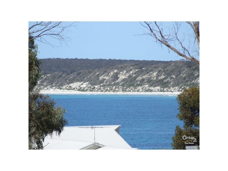 17 Hawthorn Avenue, Emu Bay SA 5223