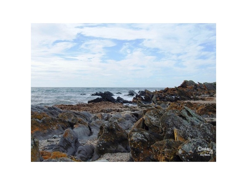 19 Howard dr, Penneshaw SA 5222