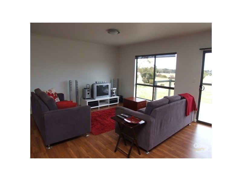 Lot 4 East West Rd, Penneshaw SA 5222