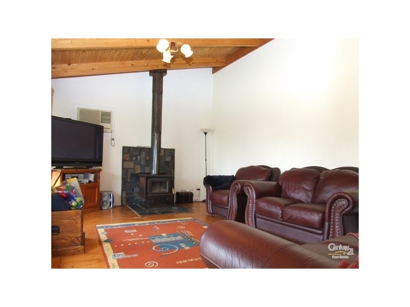 2 Birchmore Rd, Macgillivray SA 5223