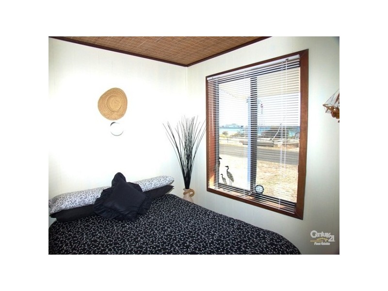 122 Frenchmans Tce, Penneshaw SA 5222