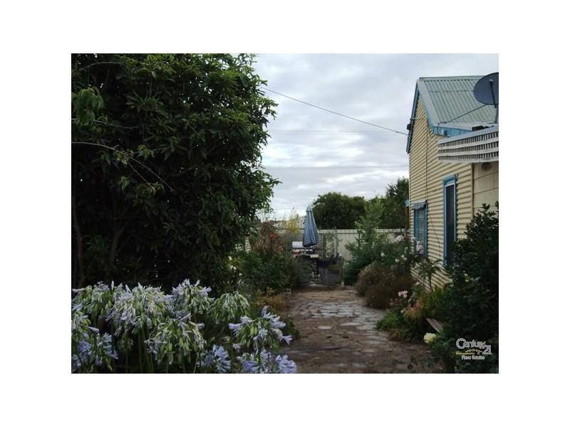 26 Cnr Ayliffe St   Kohinoor Road, Kingscote SA 5223
