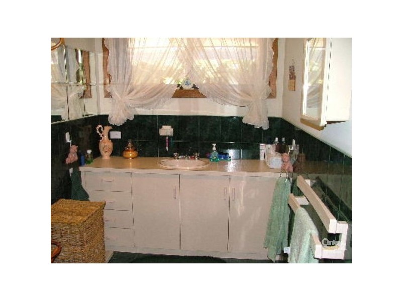 196 Gap Road, Emu Bay SA 5223