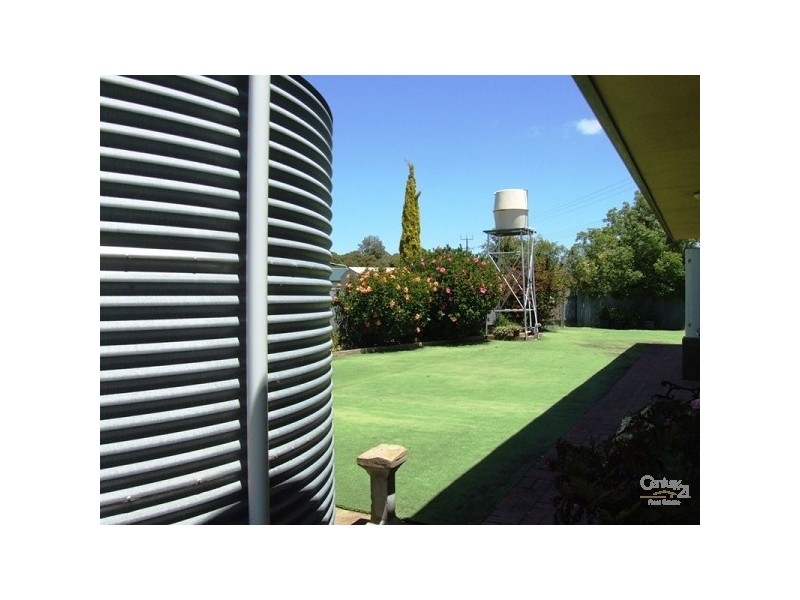 12 Cygnet Rd, Kingscote SA 5223