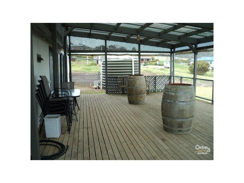 1 Clark St, Penneshaw SA 5222