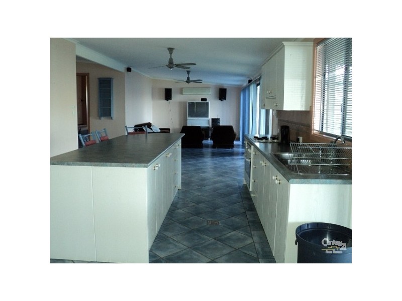 1 Clark St, Penneshaw SA 5222