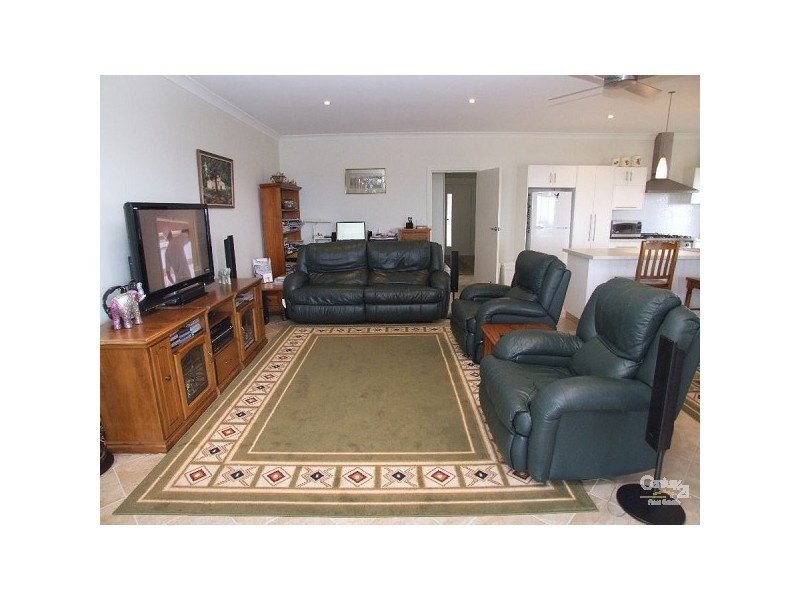 8 Africaine Terrace, Kingscote SA 5223