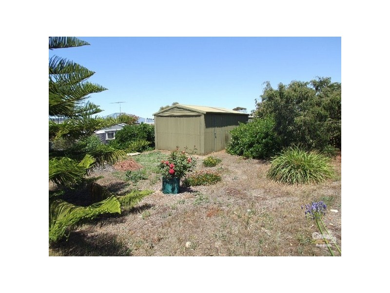 10 Hawthorn Avenue, Emu Bay SA 5223