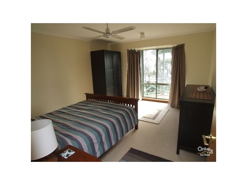 2 Currawong Court, Penneshaw SA 5222