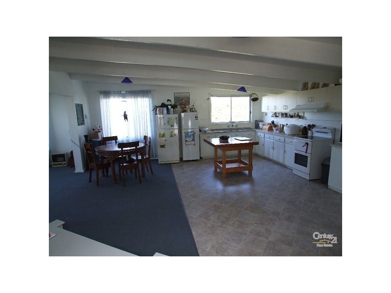 15 Hamilton Drive, Emu Bay SA 5223