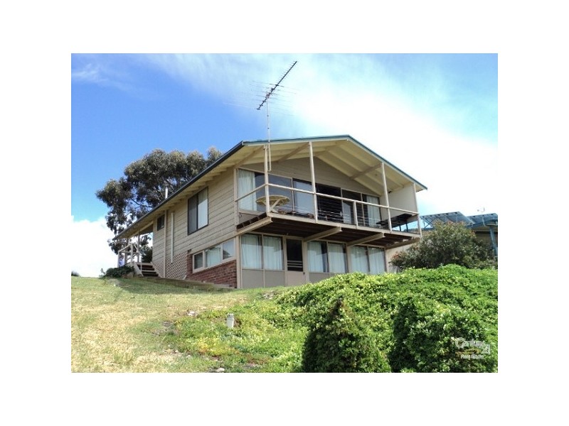 56 Hawthorn Ave, Emu Bay SA 5223