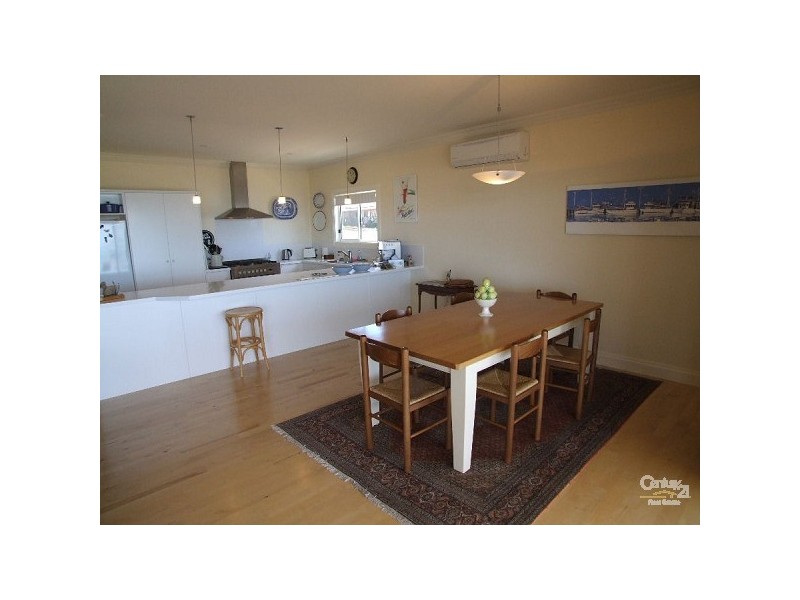 6 Africaine Terrace, Kingscote SA 5223