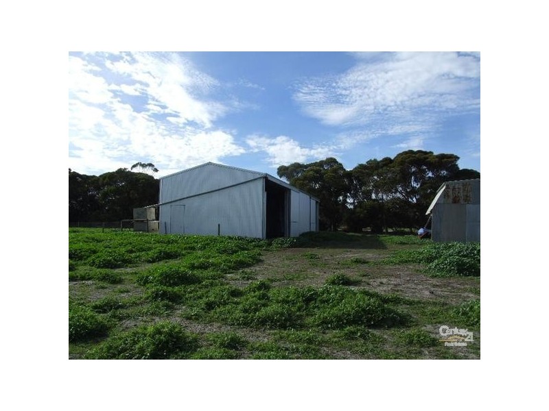 23 and 24 Three Chain Road, Haines SA 5223