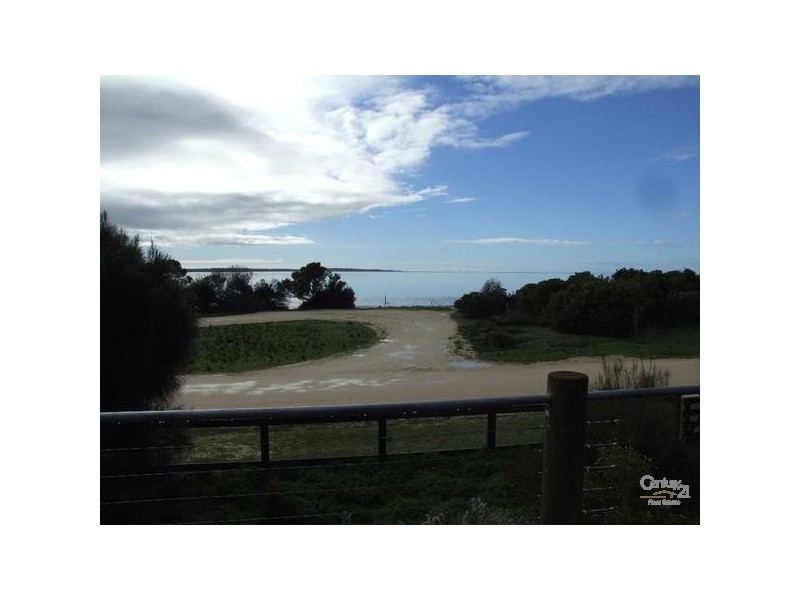 1 Nepean Esplanade, Nepean Bay SA 5223