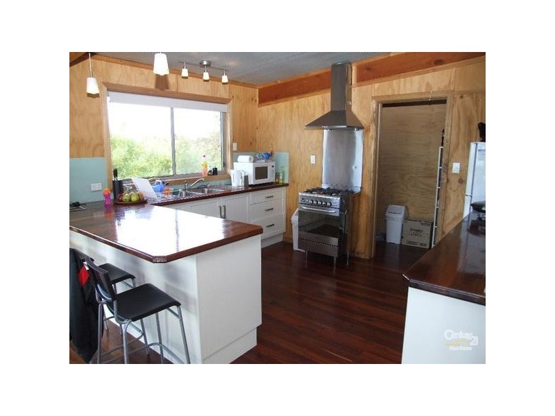 1 Nepean Esplanade, Nepean Bay SA 5223