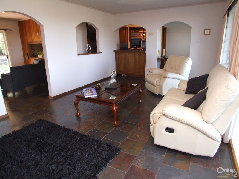 16 Ewen Street, Kingscote SA 5223