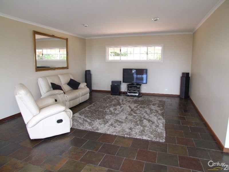 16 Ewen Street, Kingscote SA 5223