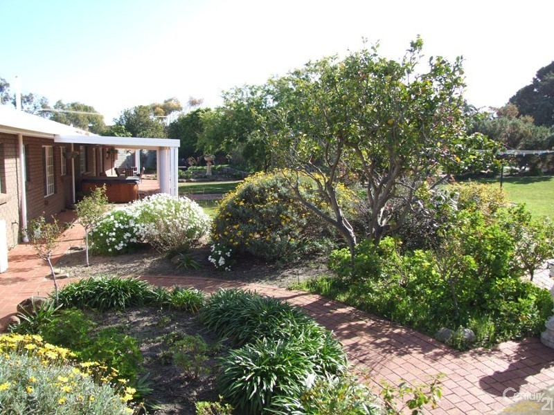16 Ewen Street, Kingscote SA 5223