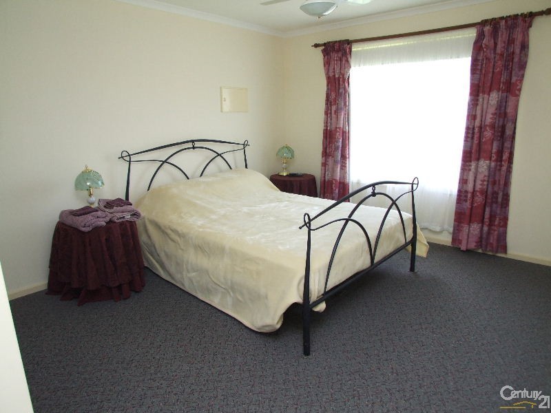 119 Cnr Leander Ave & Bessell Drive, Baudin Beach SA 5222
